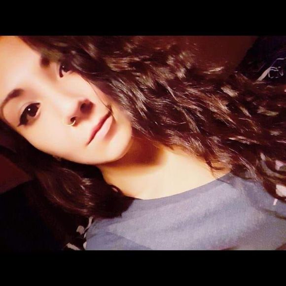 Meet your Posher, Amber - Picture 1 of 1